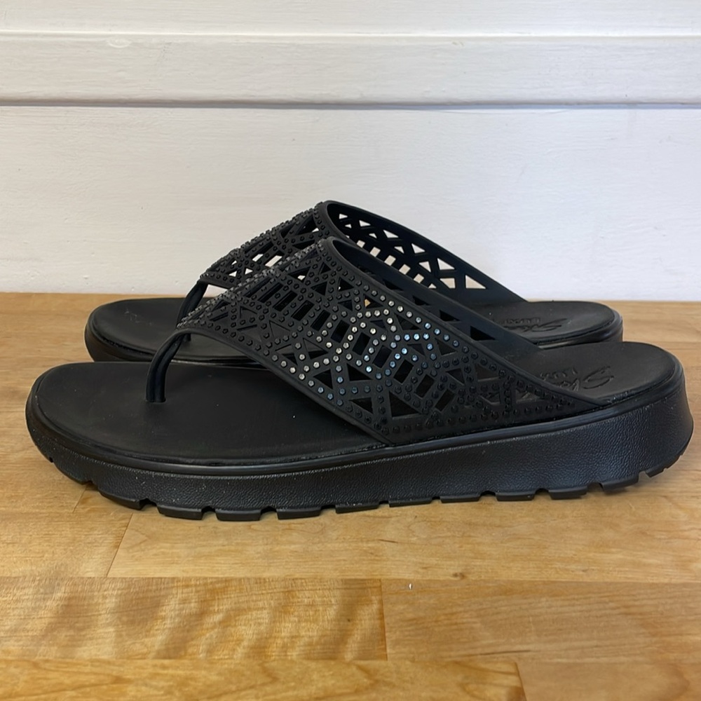Skechers Black Women's Sandals with Cutout Design